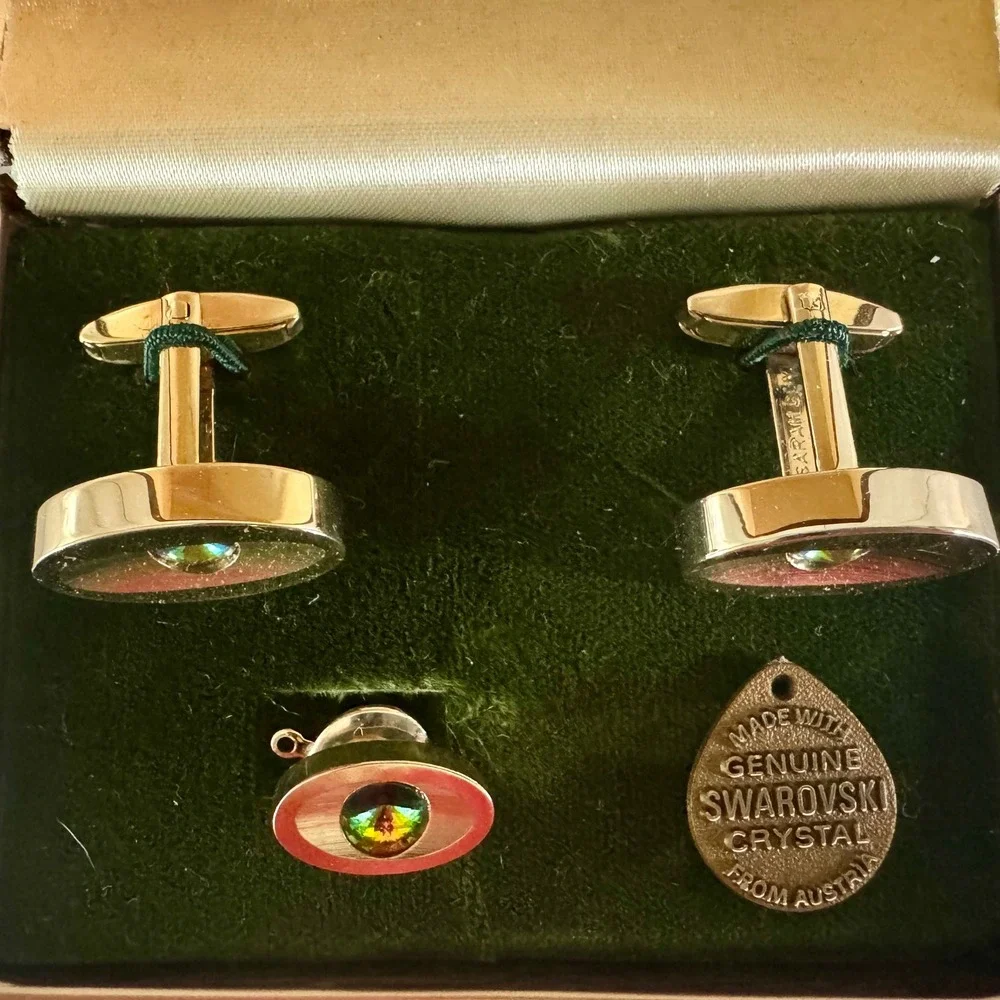 Vintage Sarah Coventry Gold Tone Swarovski Crystal Cufflinks and Tie Tack Set